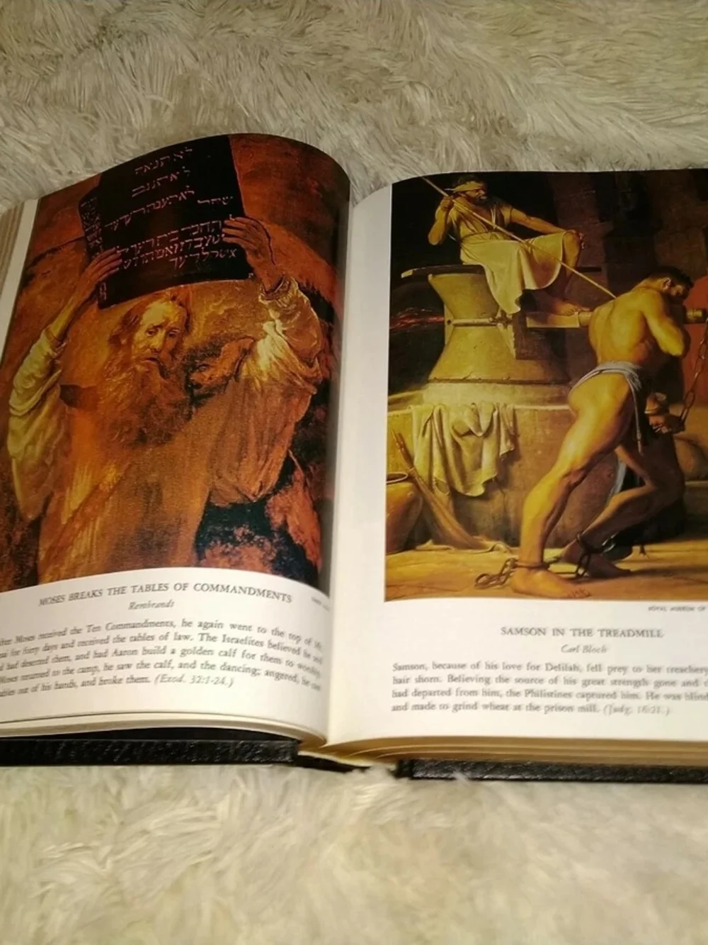 Holy Bible Holman KJV Hardback 1970 Family Bible Large Print
